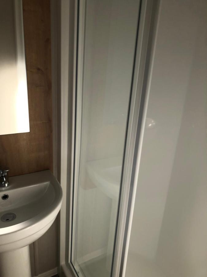 Modern 3 Bedroom Caravan Near The Beach Walton-on-the-Naze Εξωτερικό φωτογραφία